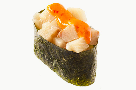 Спайс-суши с окунем